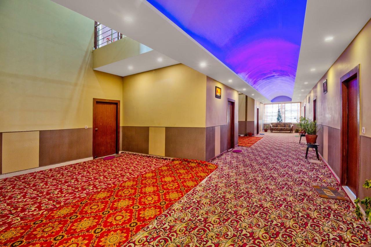 Capital O 40833 Maharaja Hotel & Restaurant Kashipur Εξωτερικό φωτογραφία