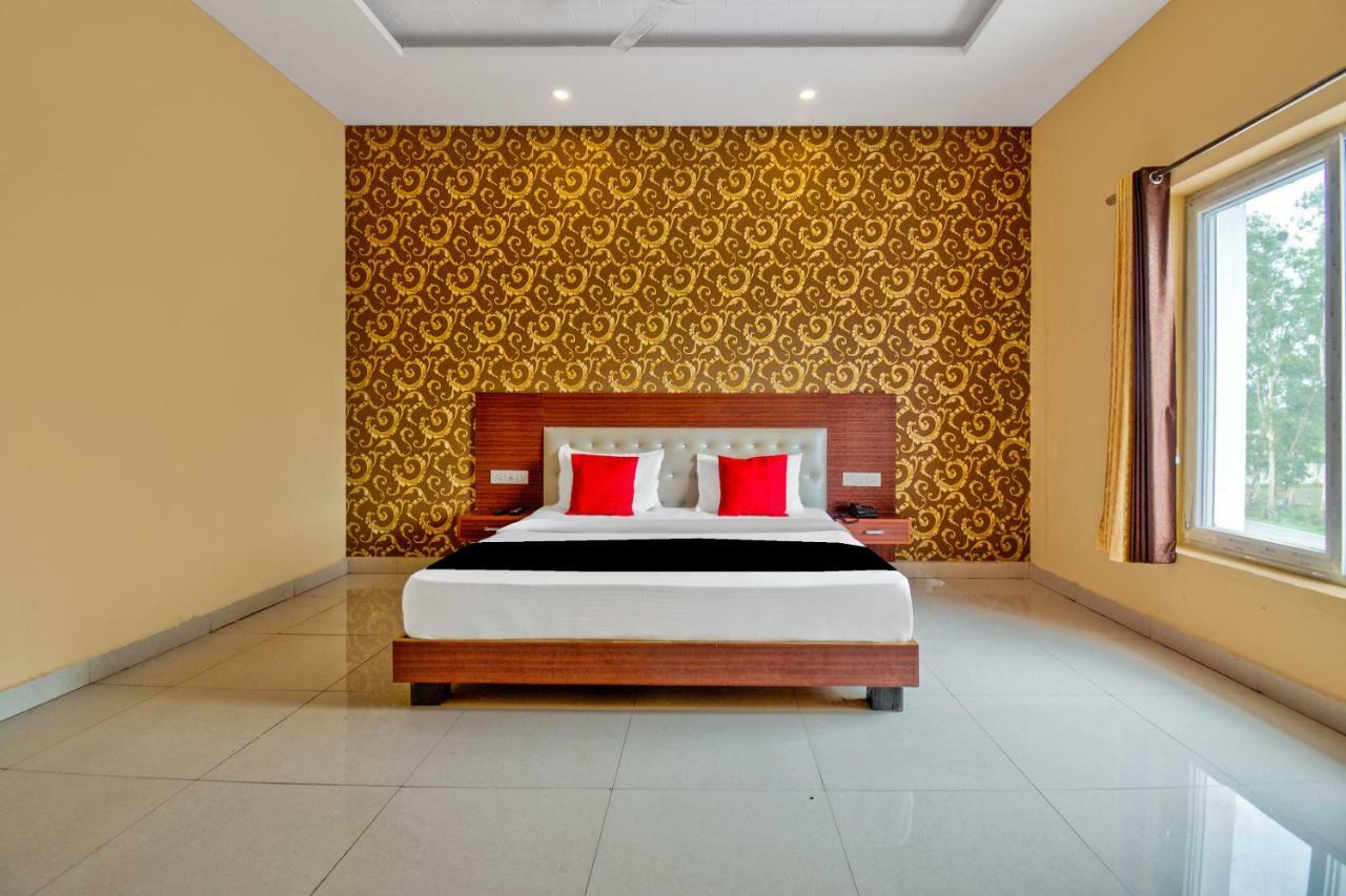Capital O 40833 Maharaja Hotel & Restaurant Kashipur Εξωτερικό φωτογραφία