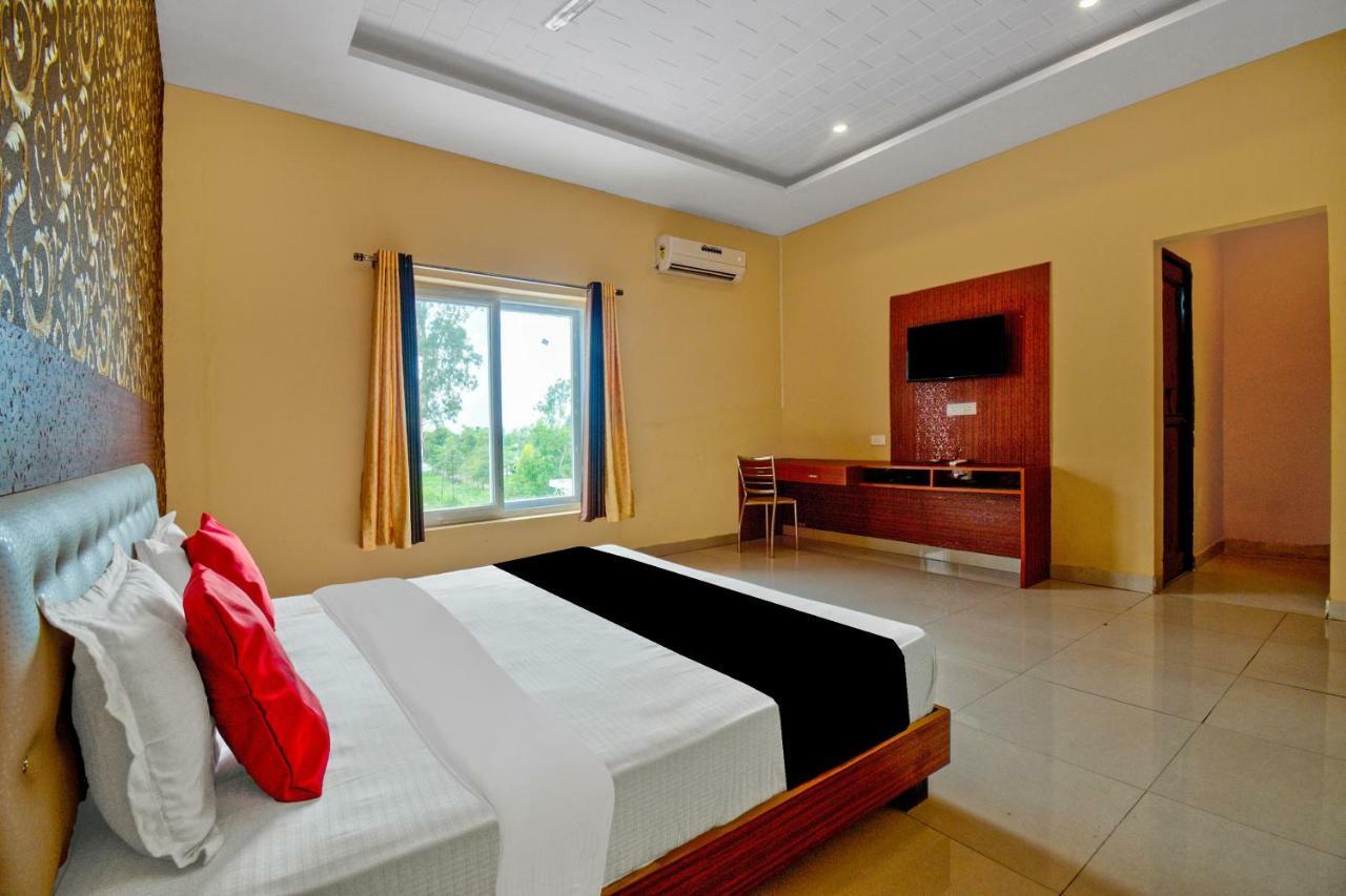 Capital O 40833 Maharaja Hotel & Restaurant Kashipur Εξωτερικό φωτογραφία