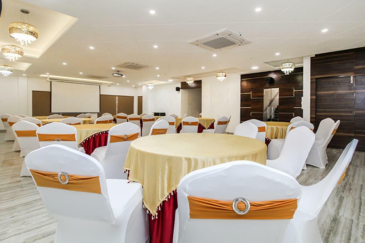 Capital O 40833 Maharaja Hotel & Restaurant Kashipur Εξωτερικό φωτογραφία